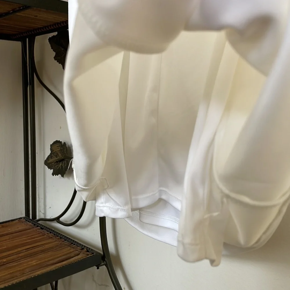 EXPRESS LWD (Little White Dress) 🌹 - Picture 8 of 8